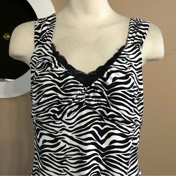 White House Black Market Signature Knits XL Zebra Print Tank with Lace Detail - Picture 3 of 9